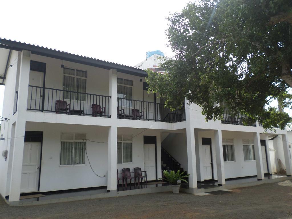 Romana Rest กตรคาม ภายนอก รูปภาพ