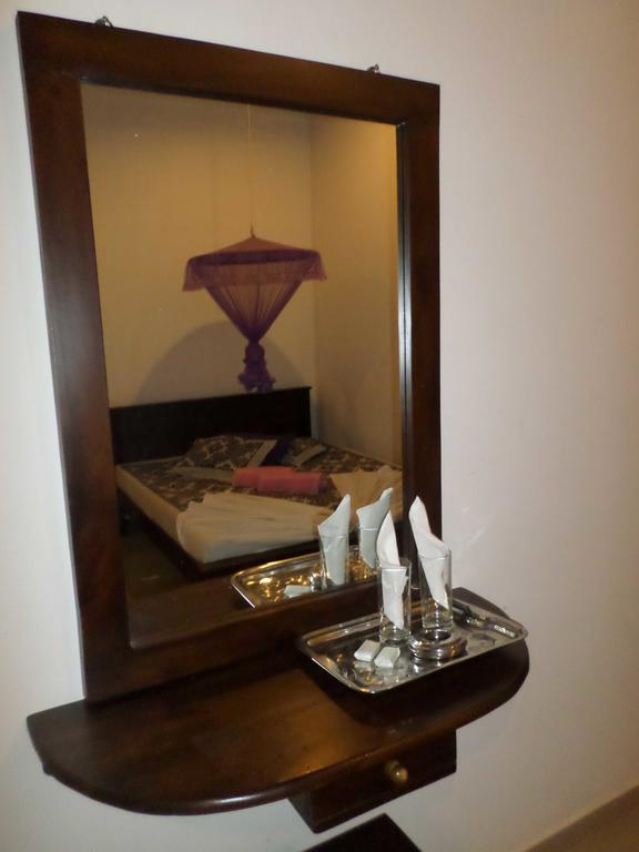 Romana Rest กตรคาม ภายนอก รูปภาพ